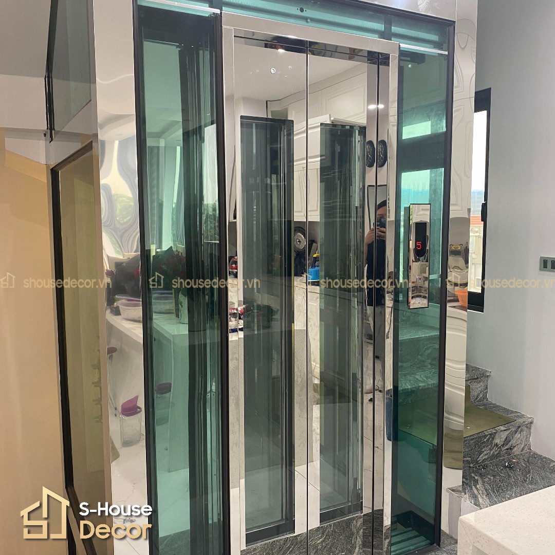 KHÁM PHÁ QUY TRÌNH THI CÔNG ỐP INOX THANG MÁY CỦA S-HOUSE DECOR