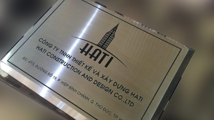 Mẫu 6 - Biển công ty Hati inox trắng