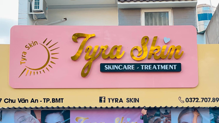 Mẫu 9 - Biển quảng cáo shop mỹ phẩm Tyra Skin