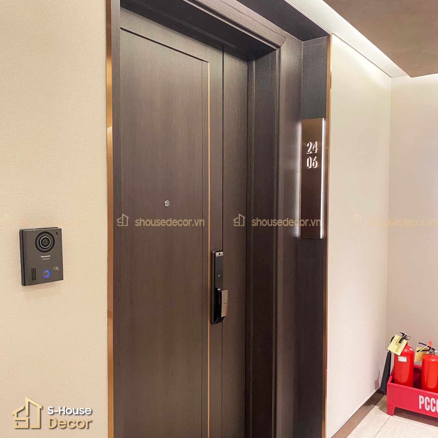 Biển inox 304 nhà ở dự án thực tế của S-House Decor
