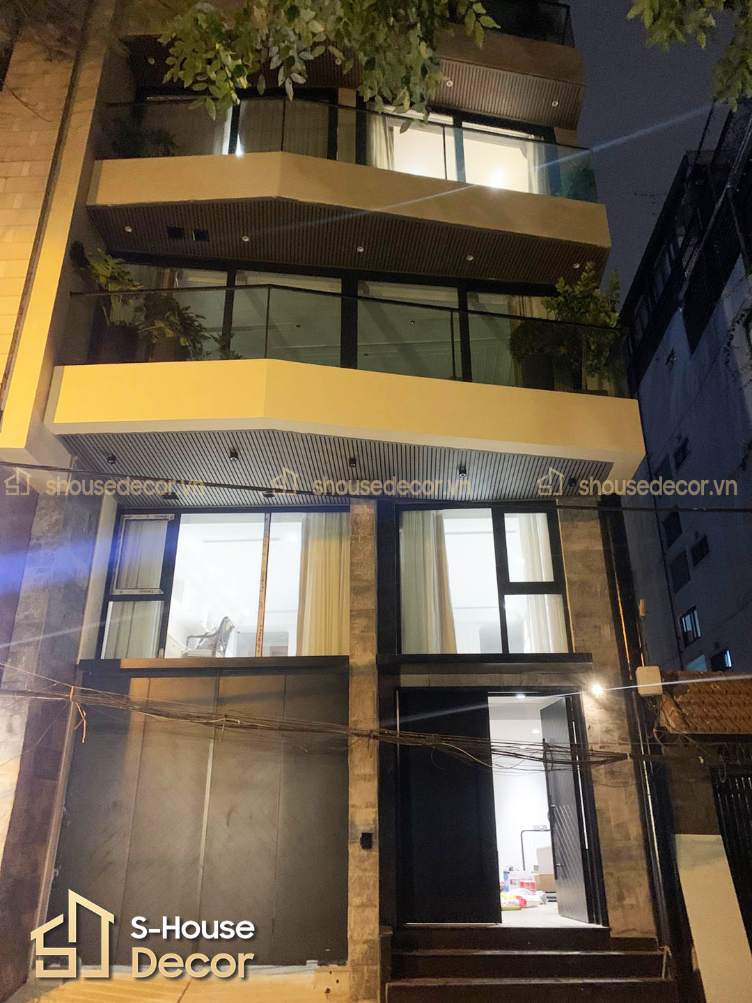 Dự án trang trí inox thang máy tại Vệ Hồ, Hà Nội