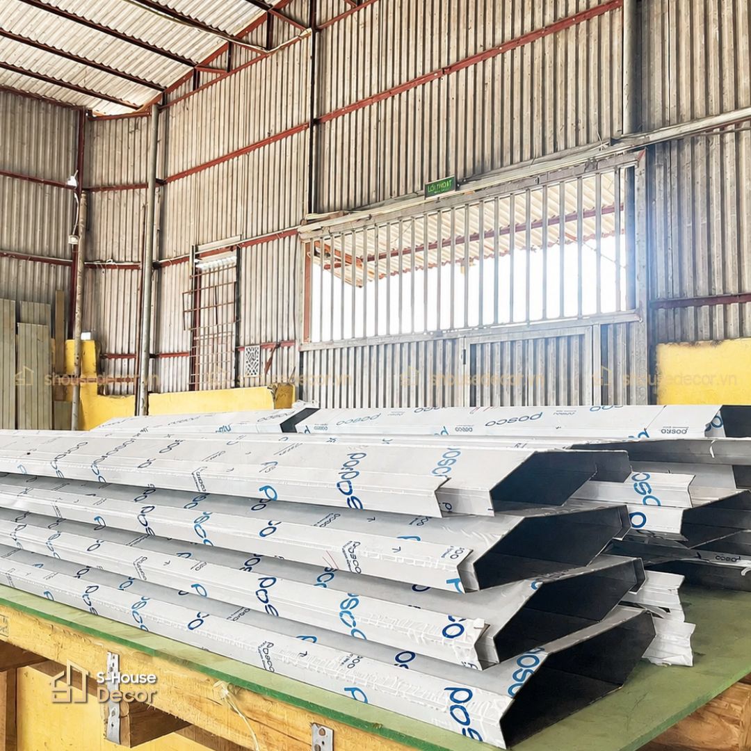 Gia công không bao cửa thang máy số lượng lớn tại Hà Nội