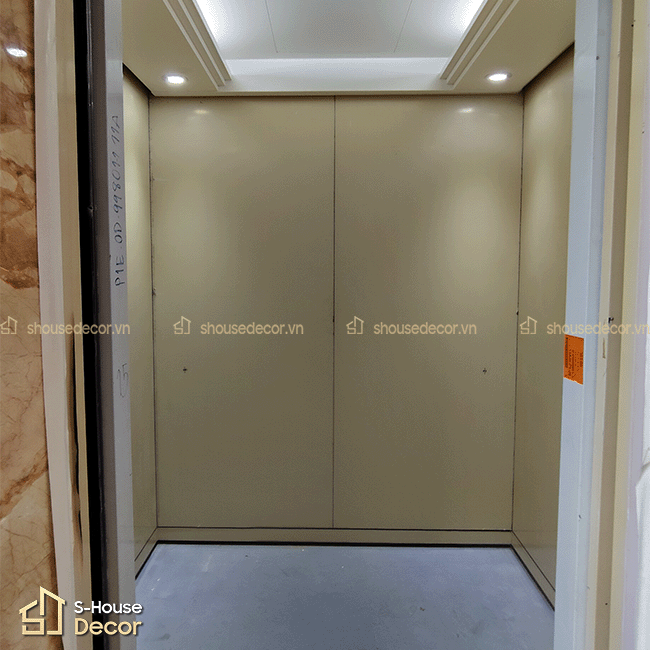 Hình ảnh cabin hiện trạng ban đầu&nbsp;