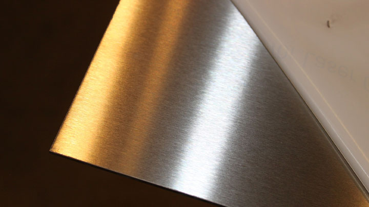 Tấm inox với kích cỡ cơ bản 1000 – 1500mm x 2400 – 6000mm