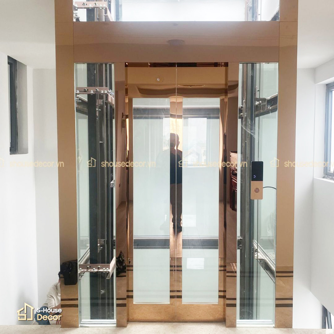Thi công, hoàn thiện hạng mục ốp inox khung thép thang máy