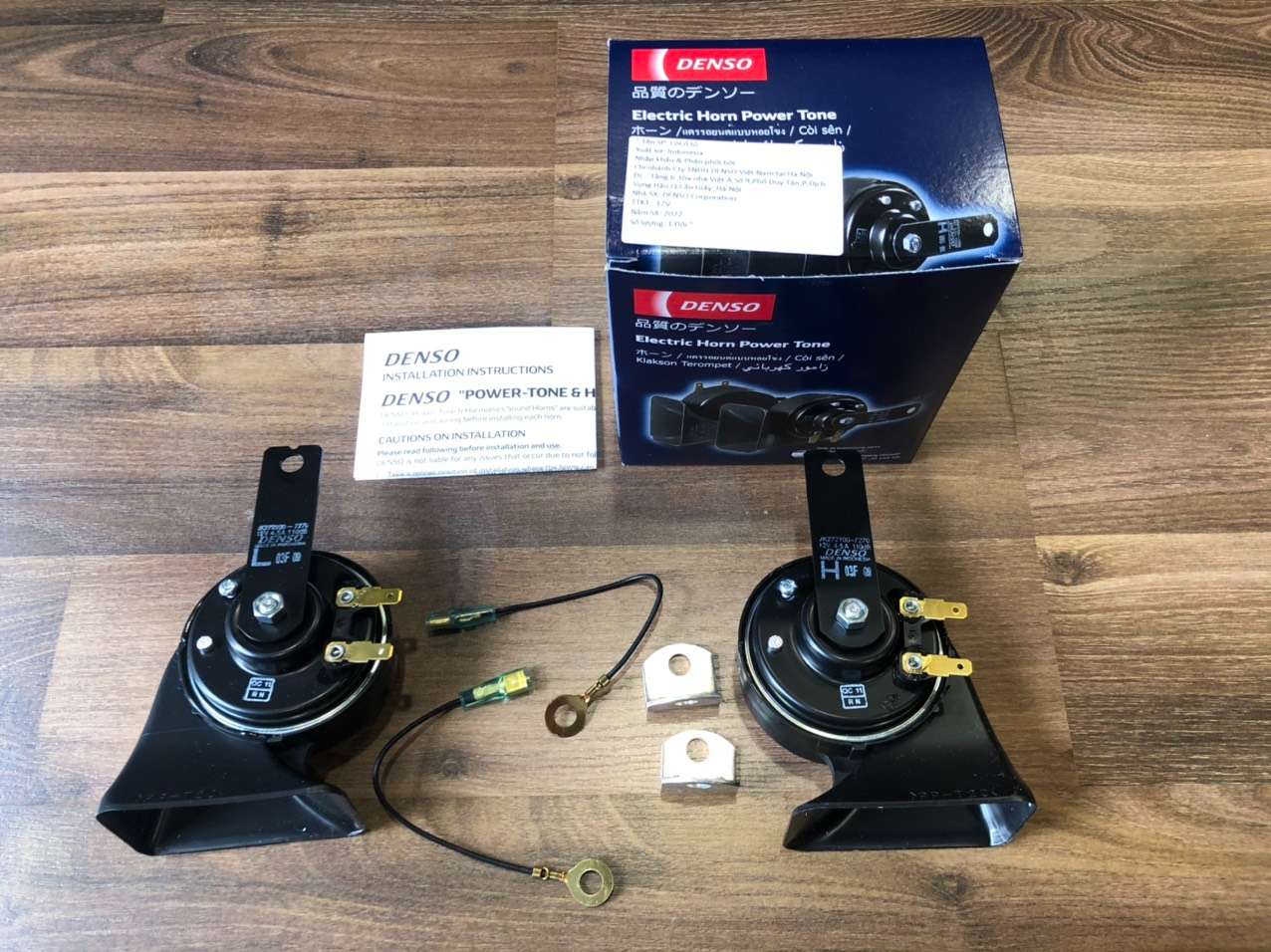 Lắp còi Sên Denso 12v 2 giắc cho Toyota Corolla Cross Lắp còi Sên Denso 12v 2 giắc cho Toyota Corolla Cross
