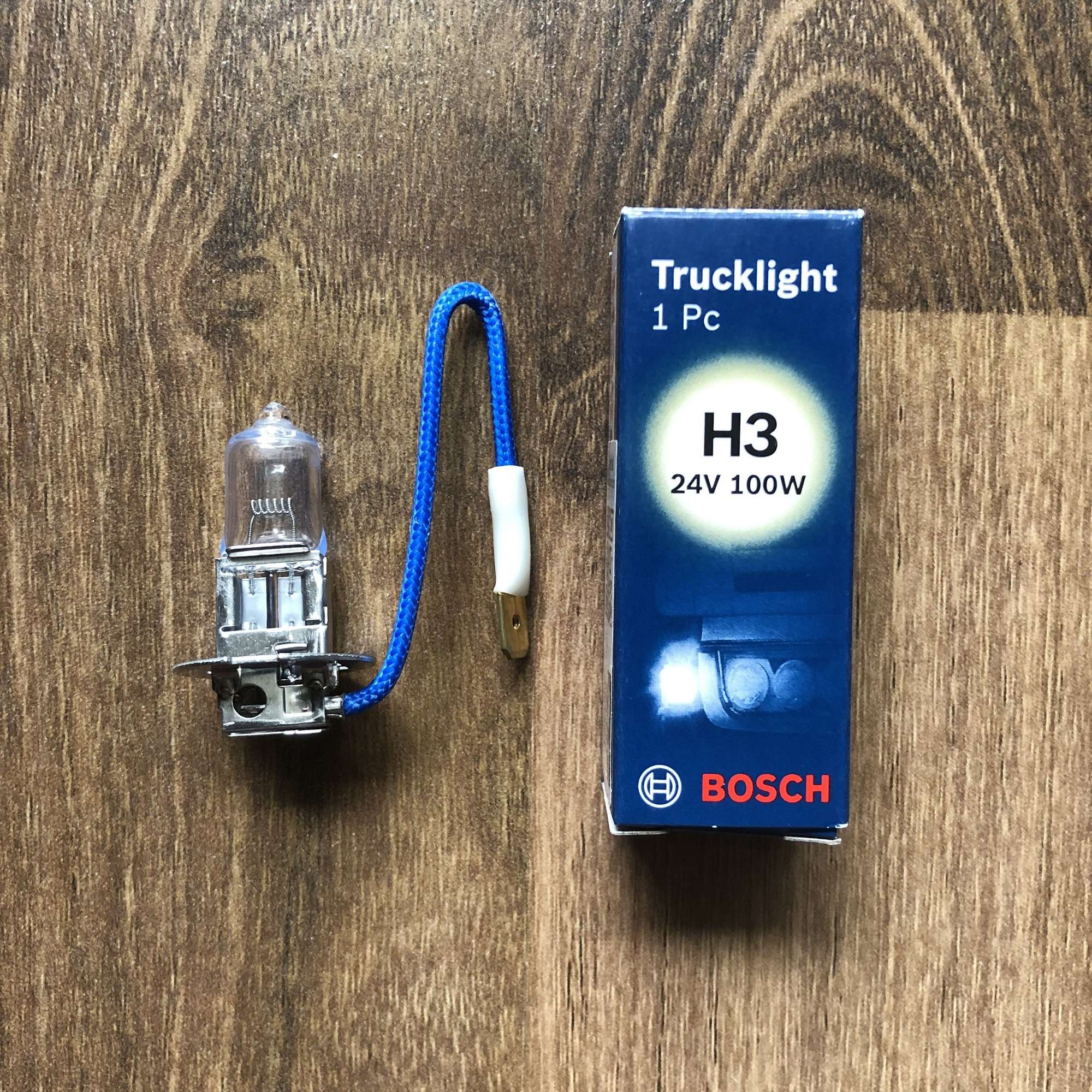 Bóng đèn Halogen H3 24V 100W chính hãng Bosch (0986AL1511)