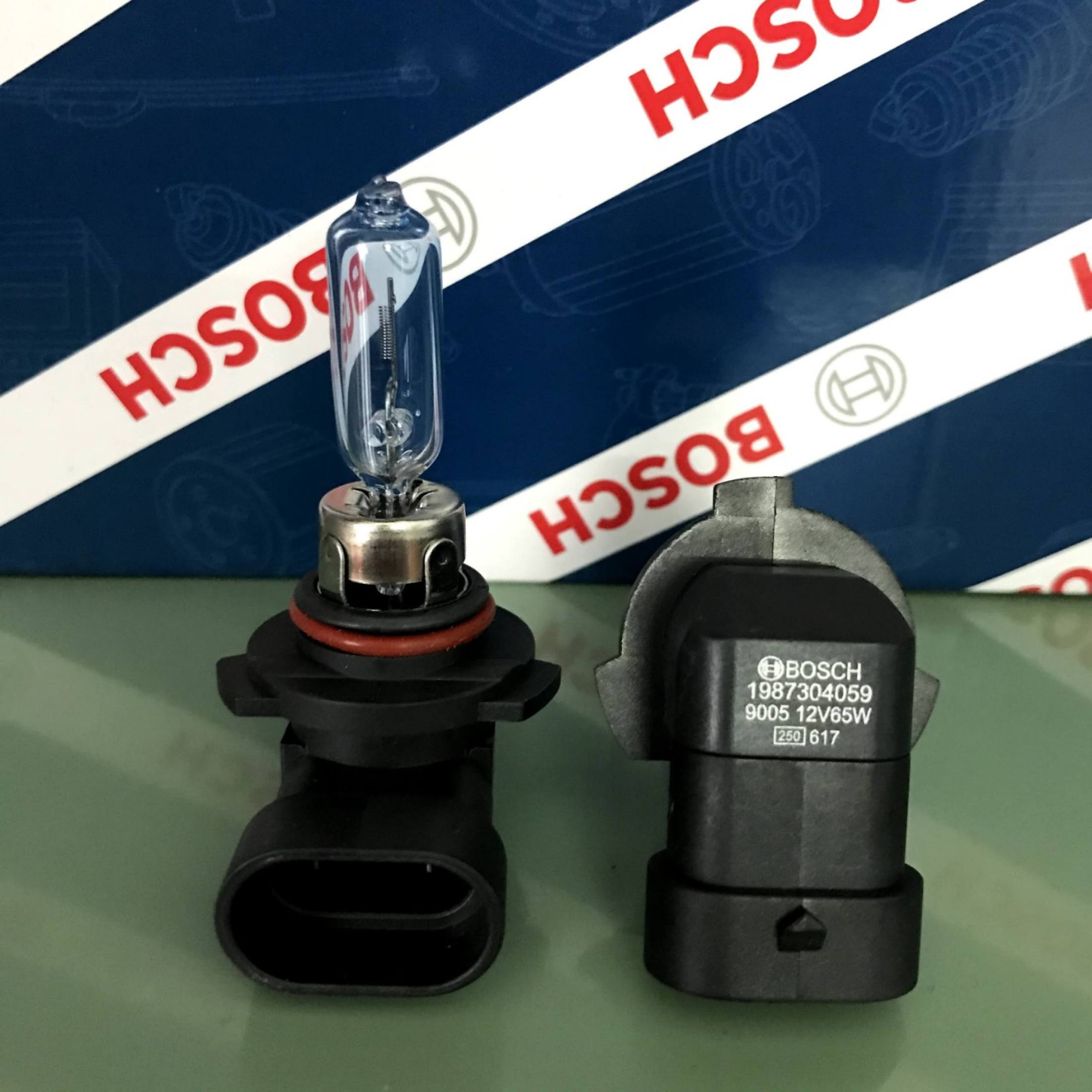 Bóng đèn hiệu năng cao Sportec 4000 - 9005 (HB3), 12V, 65W, P20d chính hãng Bosch (1987304059) (Cặp 2 cái)