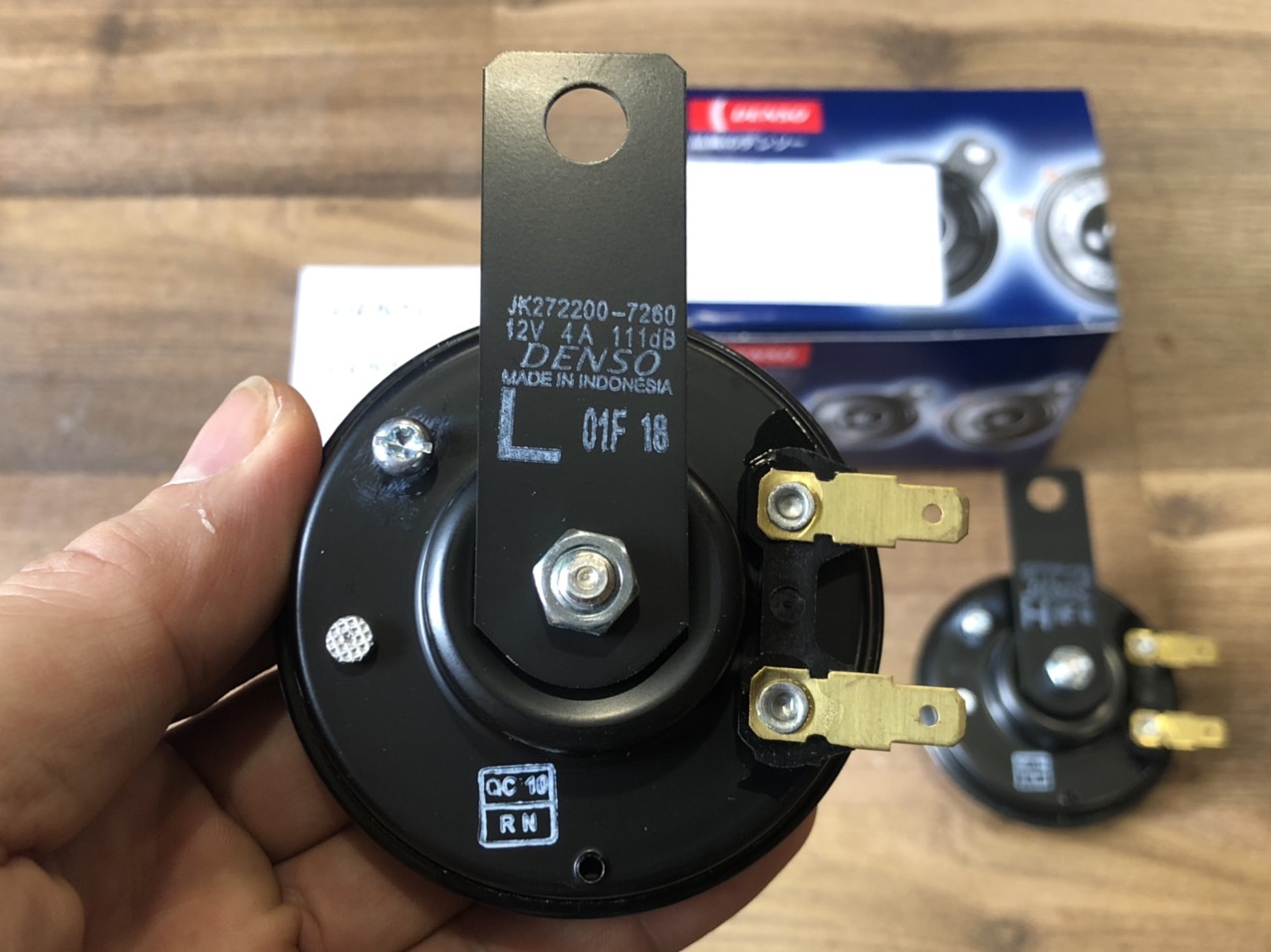 Còi đĩa Denso xe Ford các loại 12v 2 giắc hàng chính hãng (JK272000-6910)