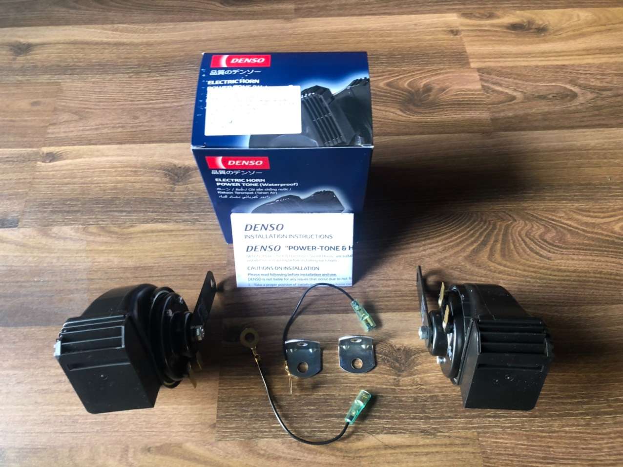 Còi Denso xe Ford Ranger 12v 2 giắc (JK272000-6900; JK272000-3380) hàng chính hãng