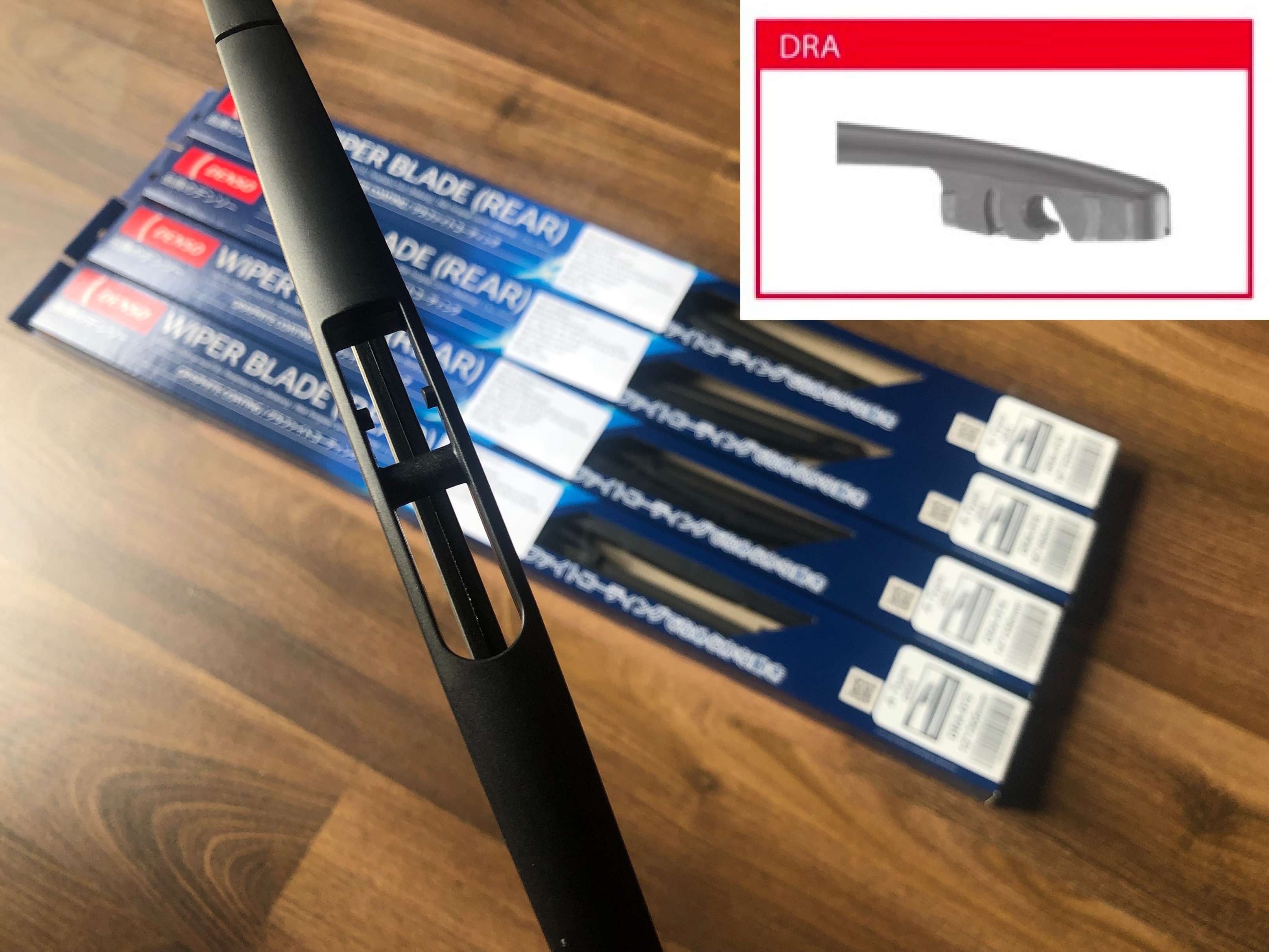 Gạt mưa sau Mitsubishi Outlander 2010-2022 Denso DRA cao cấp chính hãng 12inch 305mm