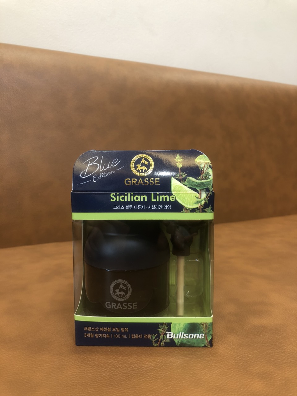 grasse-diffuser-blue-sicilian-lime-1-1678873846319.jpg?v=1678873923947