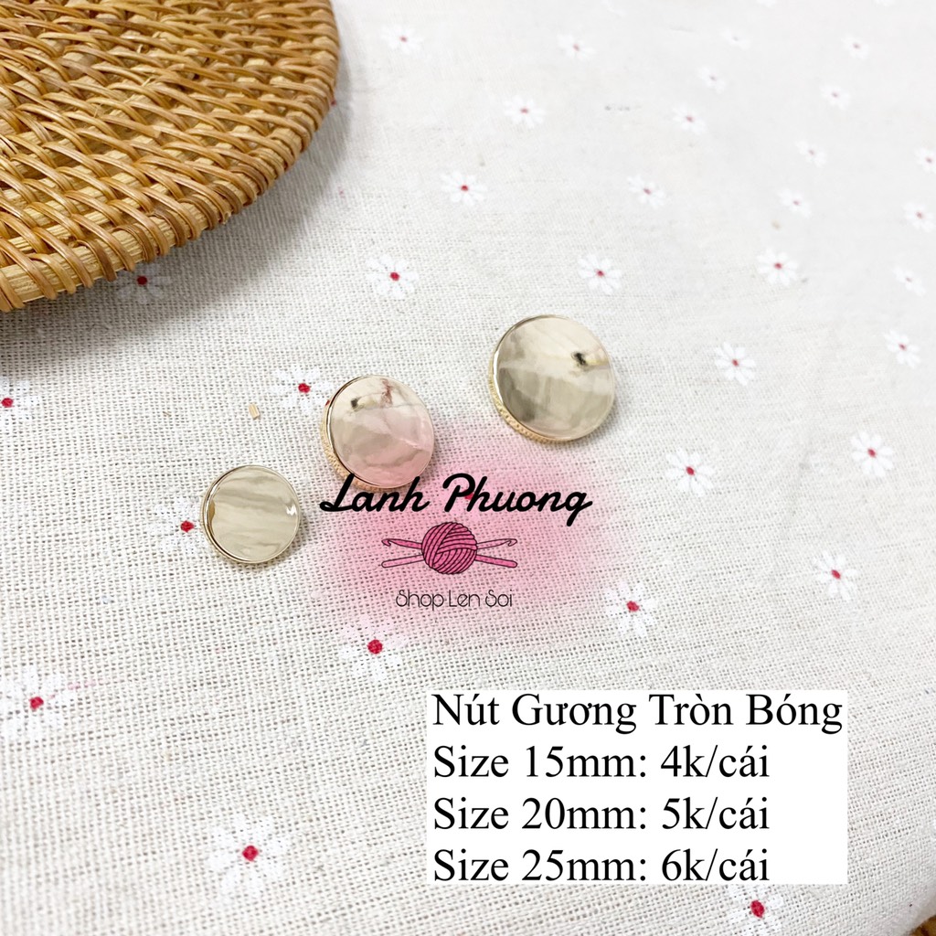Nút Kiểu Tráng Gương