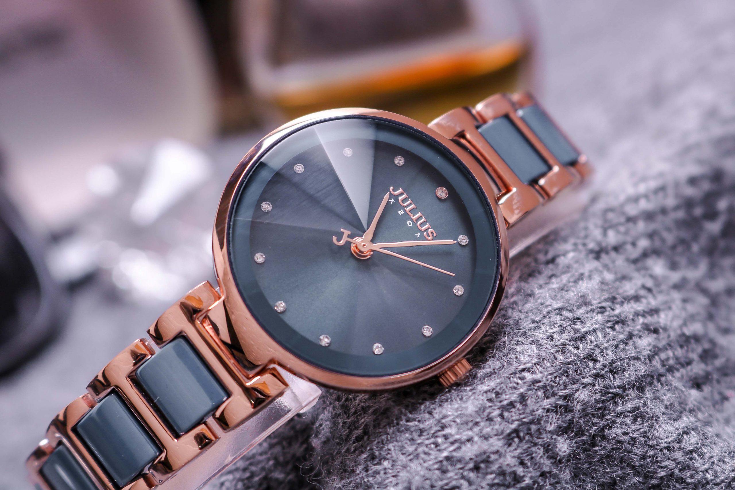 Combo Đồng Hồ Nữ JA-1209C Julius + Vòng Tay Julius JSB078