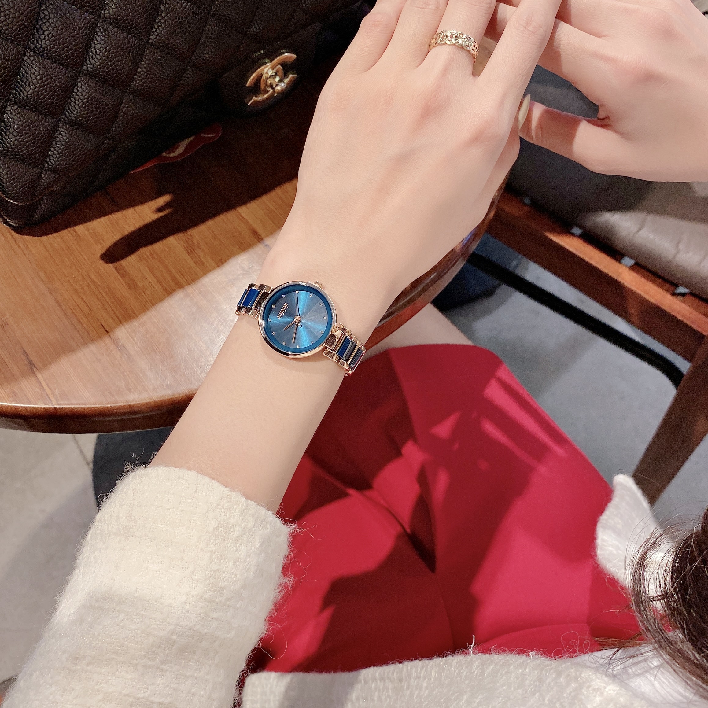 Combo Phụ Kiện Đồng Hồ Nữ JA-1209C +Lắc Nơ ESME ES214