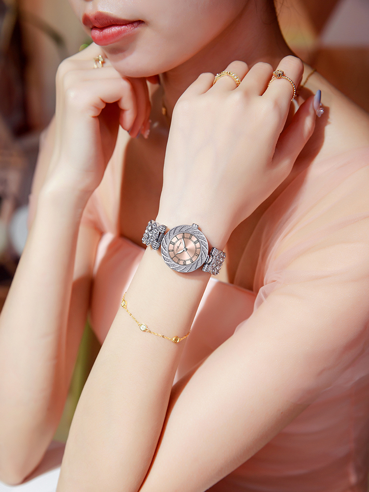 Đồng Hồ Nữ ABORNI YBN-3015 Dây Thép ( Hồng Bạc )