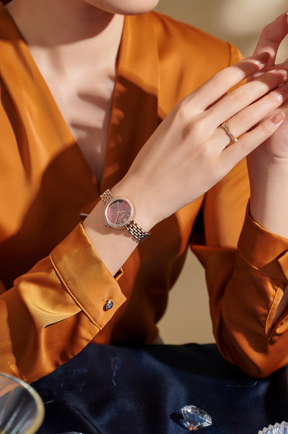 Combo Quà Tặng Đồng Hồ Nữ JA-1421C Julius Hàn Quốc Dây Thép  + Lắc Tay ES214