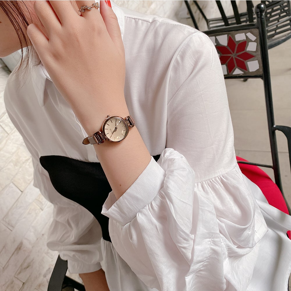 Combo Quà Tặng Đồng Hồ Nữ JA-925E Kèm Dây Mesh + Lắc Tay JSB078
