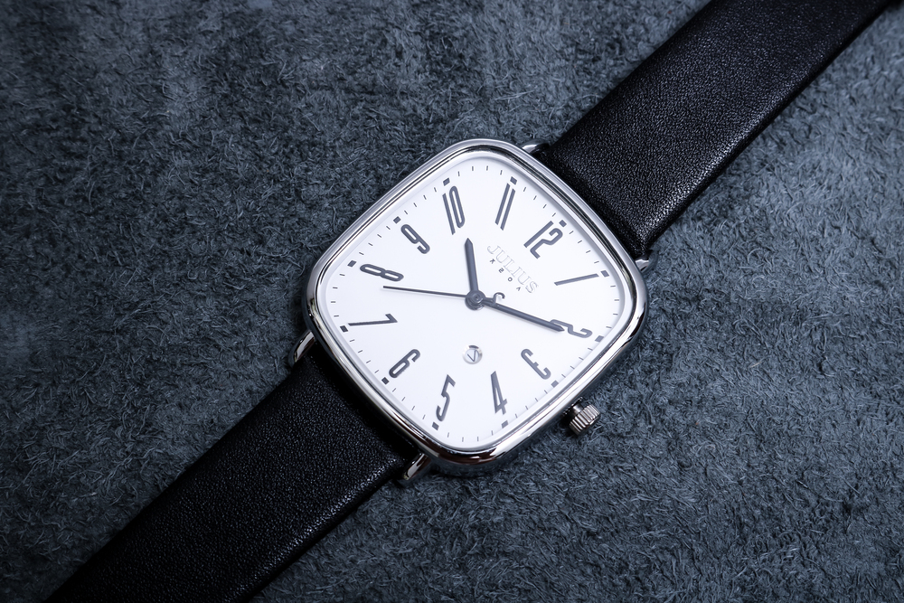 Đồng Hồ Julius JA-1418MA/LA Hàn Quốc Dây Da ( Đen Mặt Trắng)