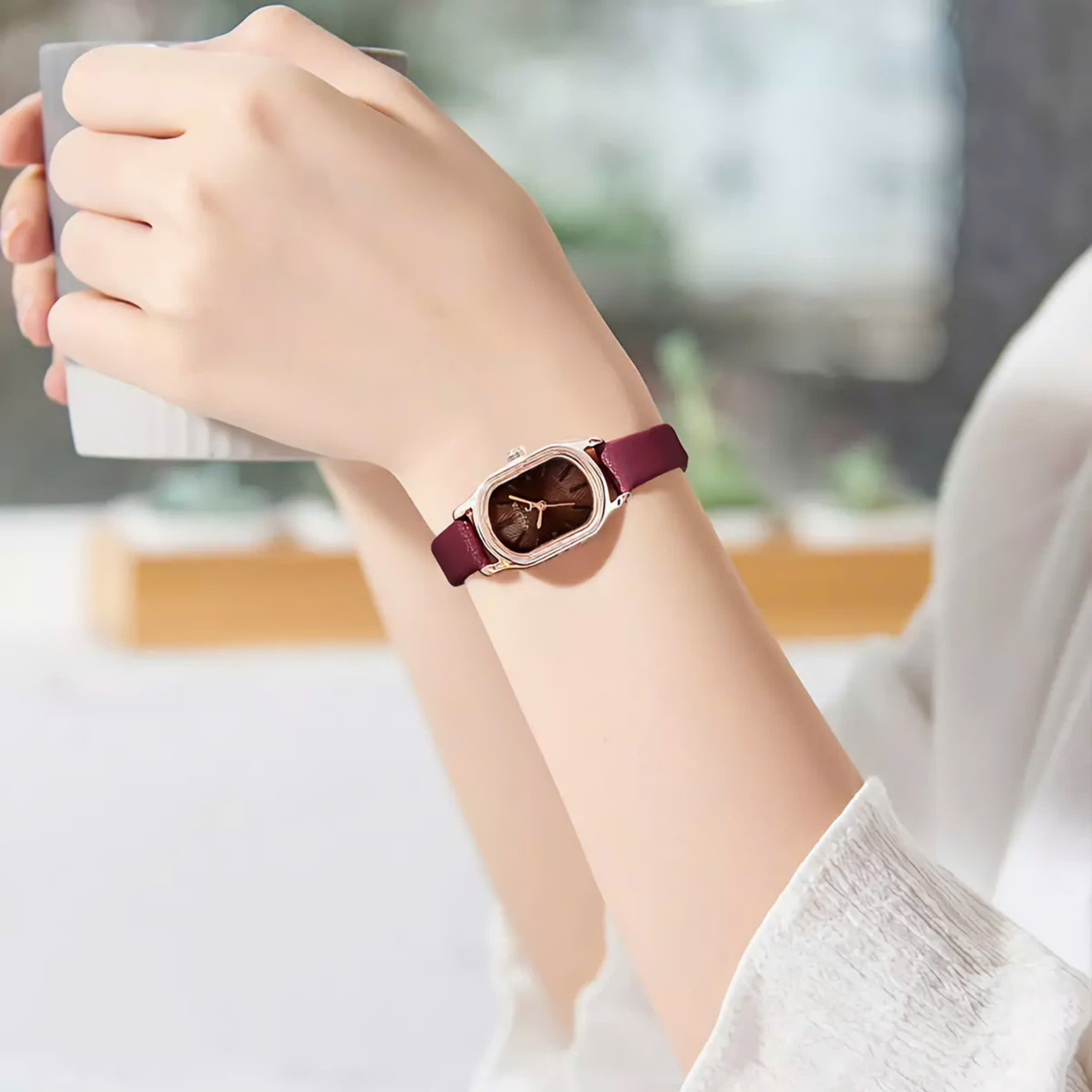 Đồng Hồ Nữ JA-1112D Julius Hàn Quốc dây da (Đỏ)