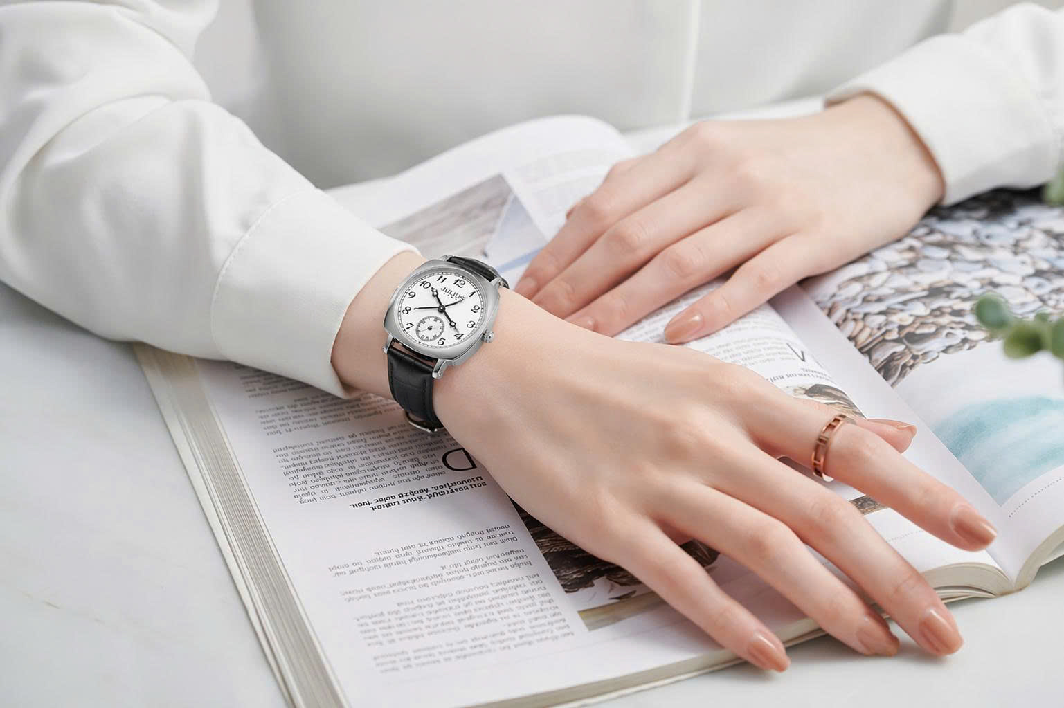 Đồng Hồ Nữ JS-053 Julius Hàn Quốc Kính Sapphire (3 Màu)