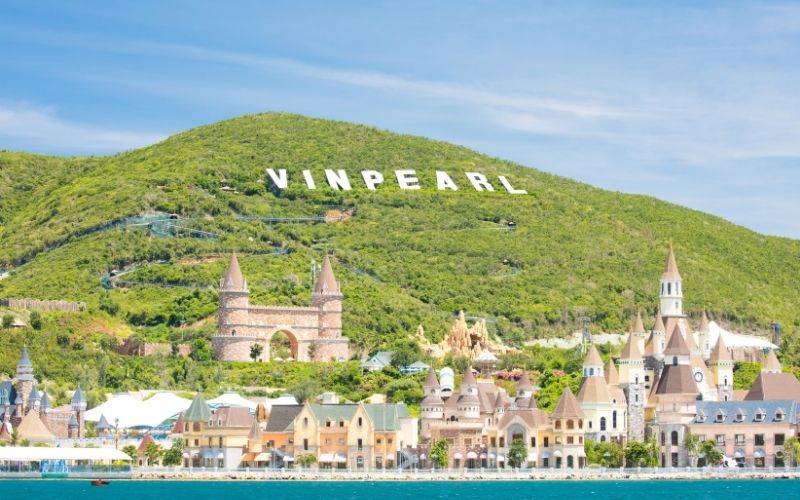 VINWONDERS NHA TRANG: CẬP NHẬT GIÁ VÉ VÀ HOẠT ĐỘNG MỚI NĂM 2025