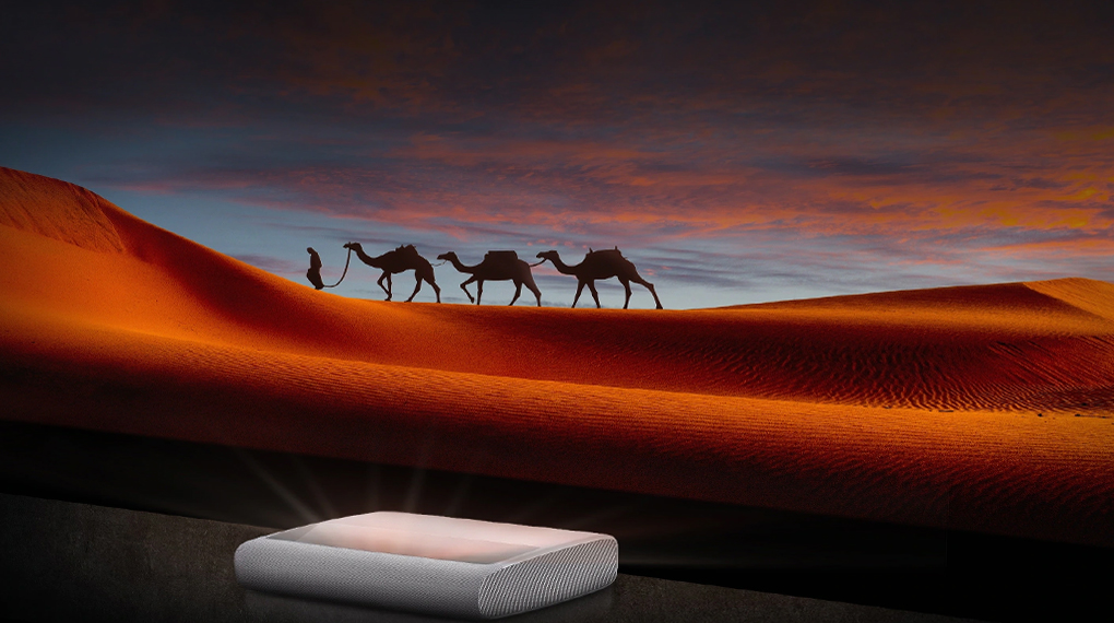 Máy chiếu siêu gần công nghệ Smart TV 4K UHD 120" The Premiere LSP7T  (LSP7TKA)