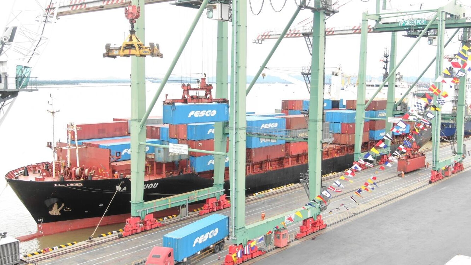 FESCO khai trương tuyến tàu biển thường xuyên từ Việt Nam sang Nga