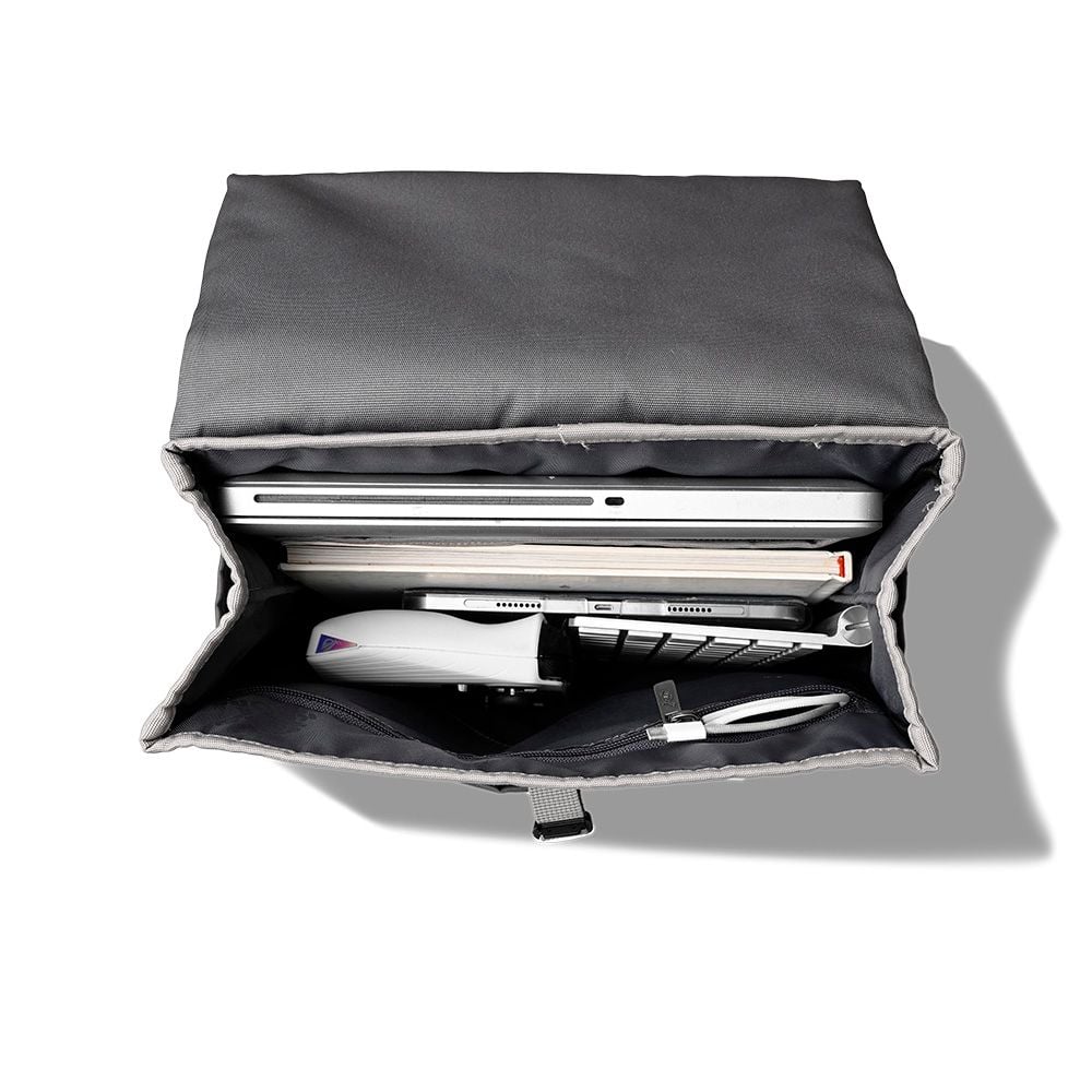 Balo Laptop 15.6 inch KMORE Scarllet thanh lịch, gọn nhẹ