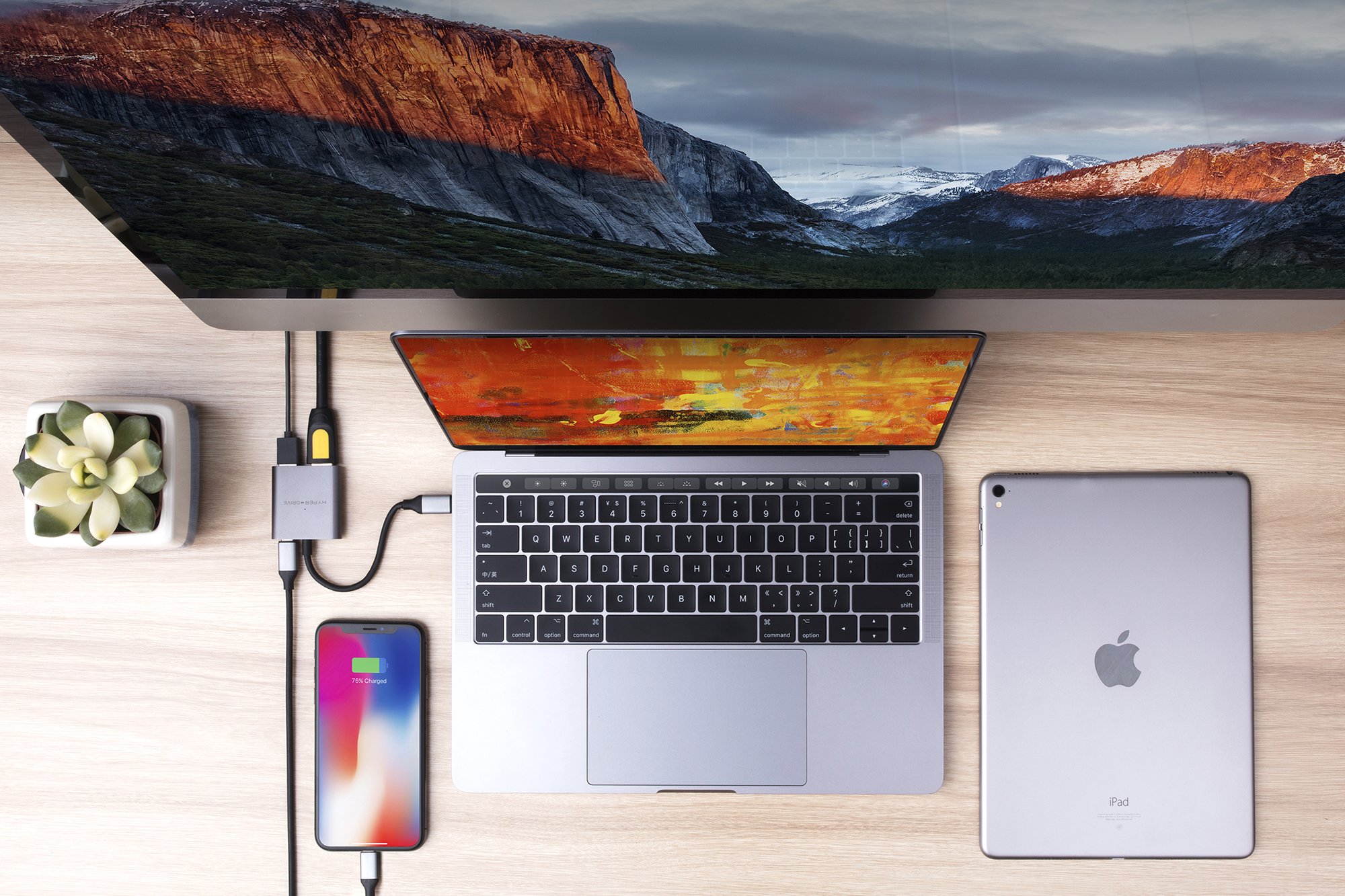 Cổng Chuyển HYPERDRIVE 4K HDMI 3-in-1 USB-C Hub For Macbook, ipad, surface, pc /Iphone 15 pro – HD259A