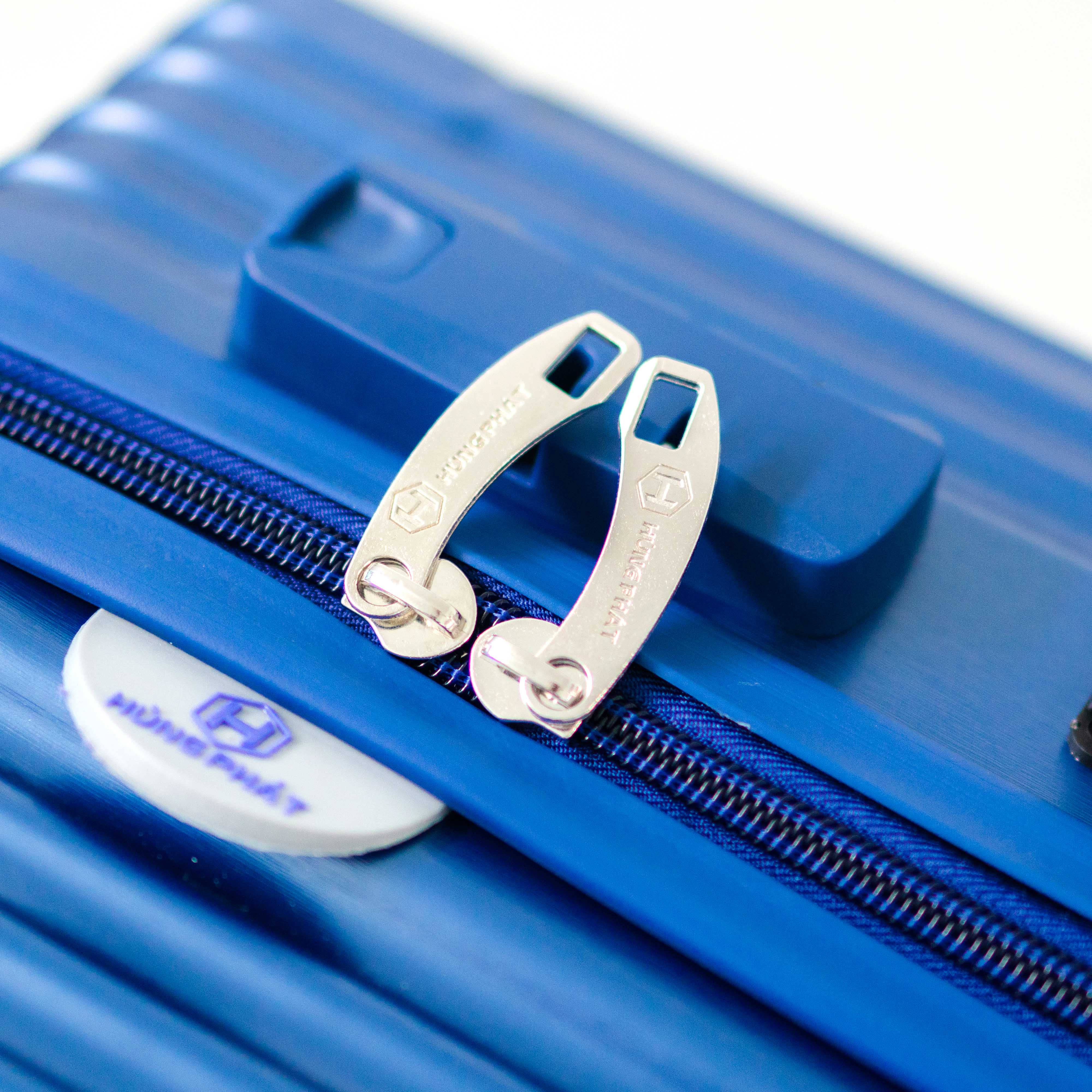 Vali Nhựa 24 inch Ký Gửi HÙNG PHÁT 225