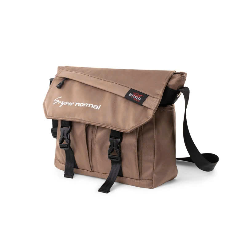 Túi đeo chéo MR VUI 013 đựng vừa tablet 11 inch chống thấm vượt trội, dây đeo chắc chắn, nhẹ, nhiều ngăn