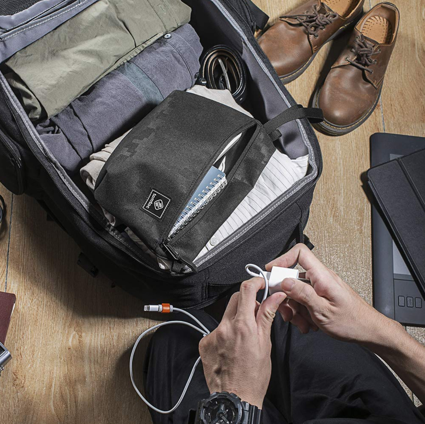 Túi Đeo Bao Tử TOMTOC (USA) Basic Accessory Unisex A01-006D