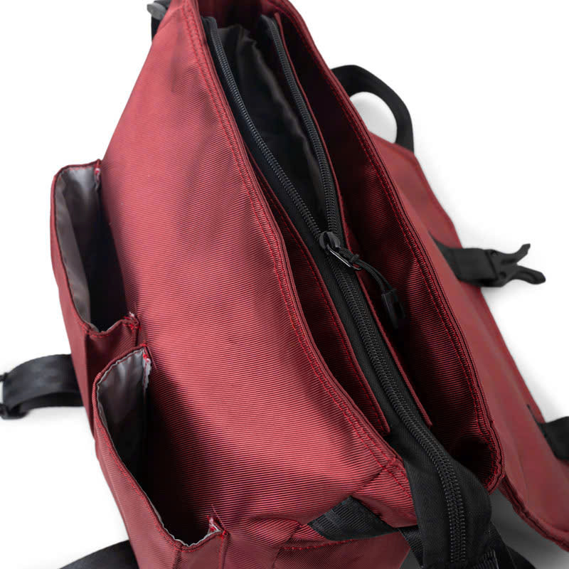 Túi đeo chéo MR VUI 013 đựng vừa tablet 11 inch chống thấm vượt trội, dây đeo chắc chắn, nhẹ, nhiều ngăn