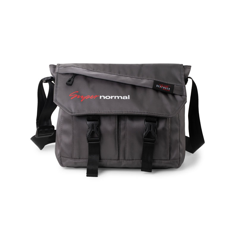 Túi đeo chéo MR VUI 013 đựng vừa tablet 11 inch chống thấm vượt trội, dây đeo chắc chắn, nhẹ, nhiều ngăn