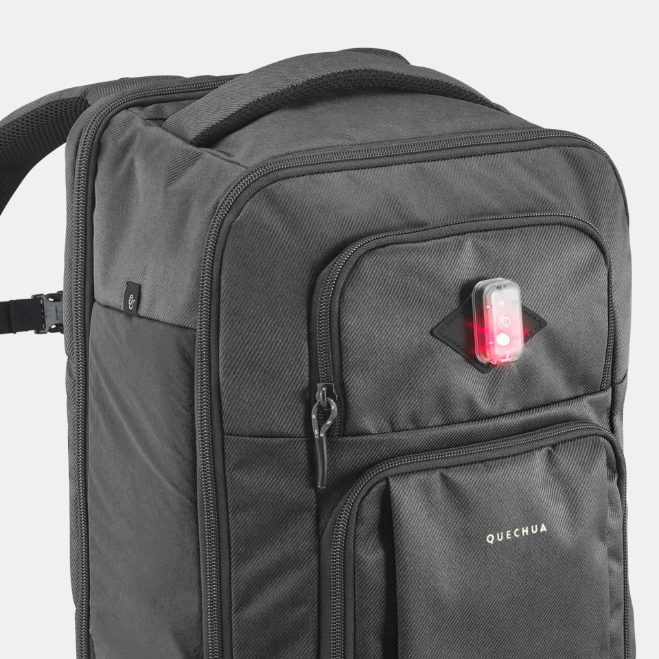 Balo thể thao dã ngoại 17 inch QUECHUA DECATHLON - NH Escape 500 - Đa năng, nhiều ngăn linh hoạt
