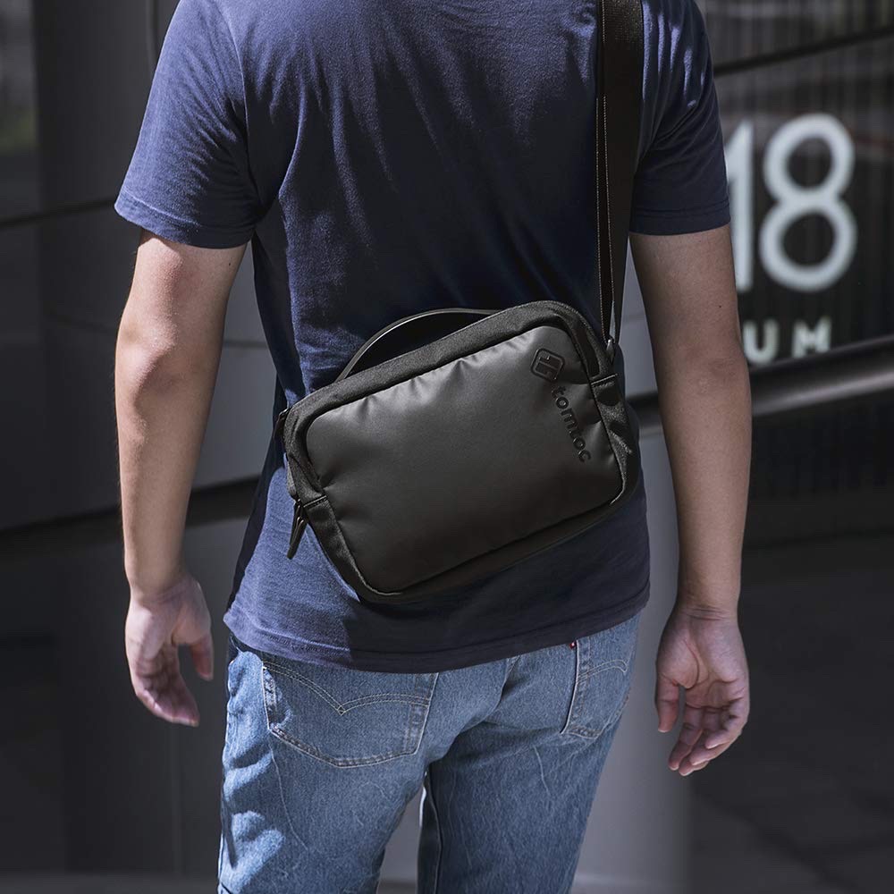 Túi Đeo Đa Năng TOMTOC Crossbody Breeze For Tech Accessories and iPad 10.5/Pro 11 inch/Tablet/Notebook 11 inch T20S1D1