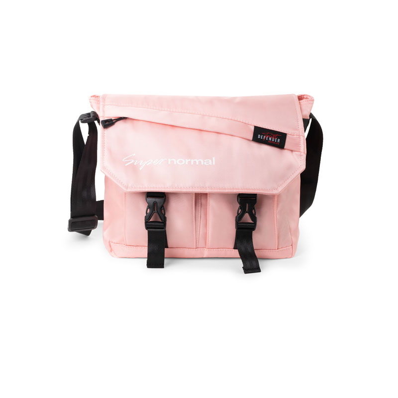 Túi đeo chéo MR VUI 013 đựng vừa tablet 11 inch chống thấm vượt trội, dây đeo chắc chắn, nhẹ, nhiều ngăn