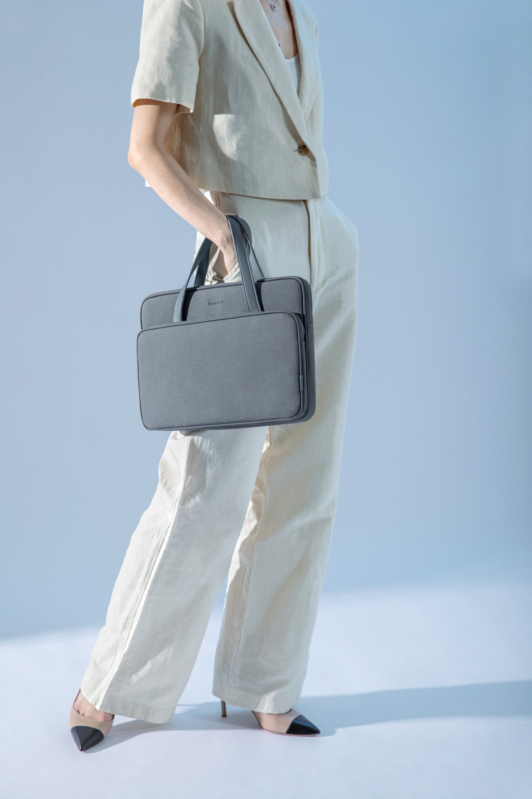 Túi Xách TOMTOC HER H21 / A11 Briefcase Premium Dành Cho Macbook 14 inch