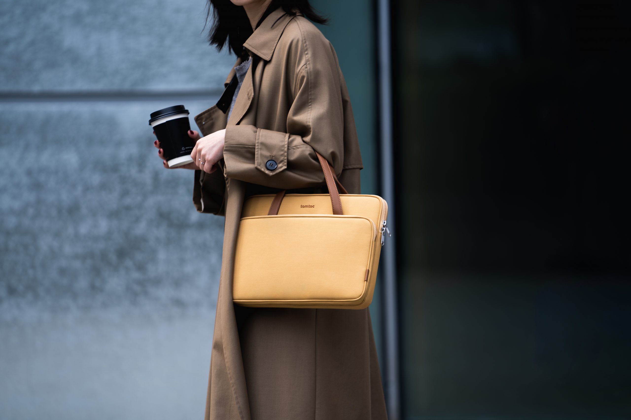 Túi Xách TOMTOC HER H21 / A11 Briefcase Premium Dành Cho Macbook 14 inch