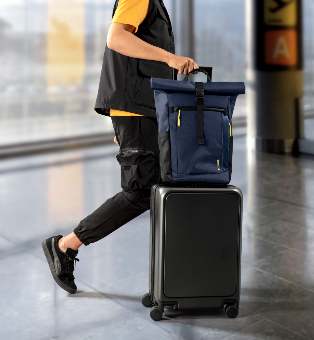 Balo Du Lịch Laptop 15.6 Inch TOMTOC DAYPACK T61 Dành Cho MacBook 16 Inch Sức Chứa 23L - tại Balonation.vn