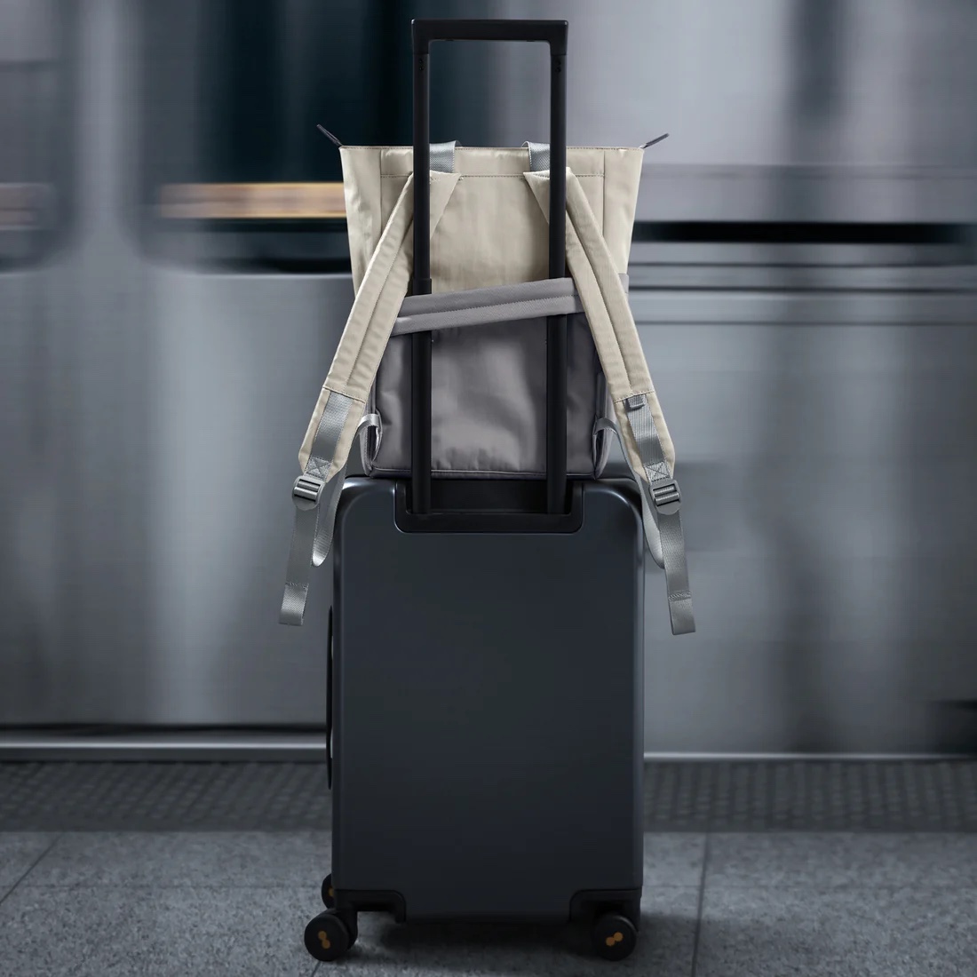 Balo TOMTOC Slash Flip Laptop Backpack 12L Macbook Ultrabook 13 14 inch T63M1K1