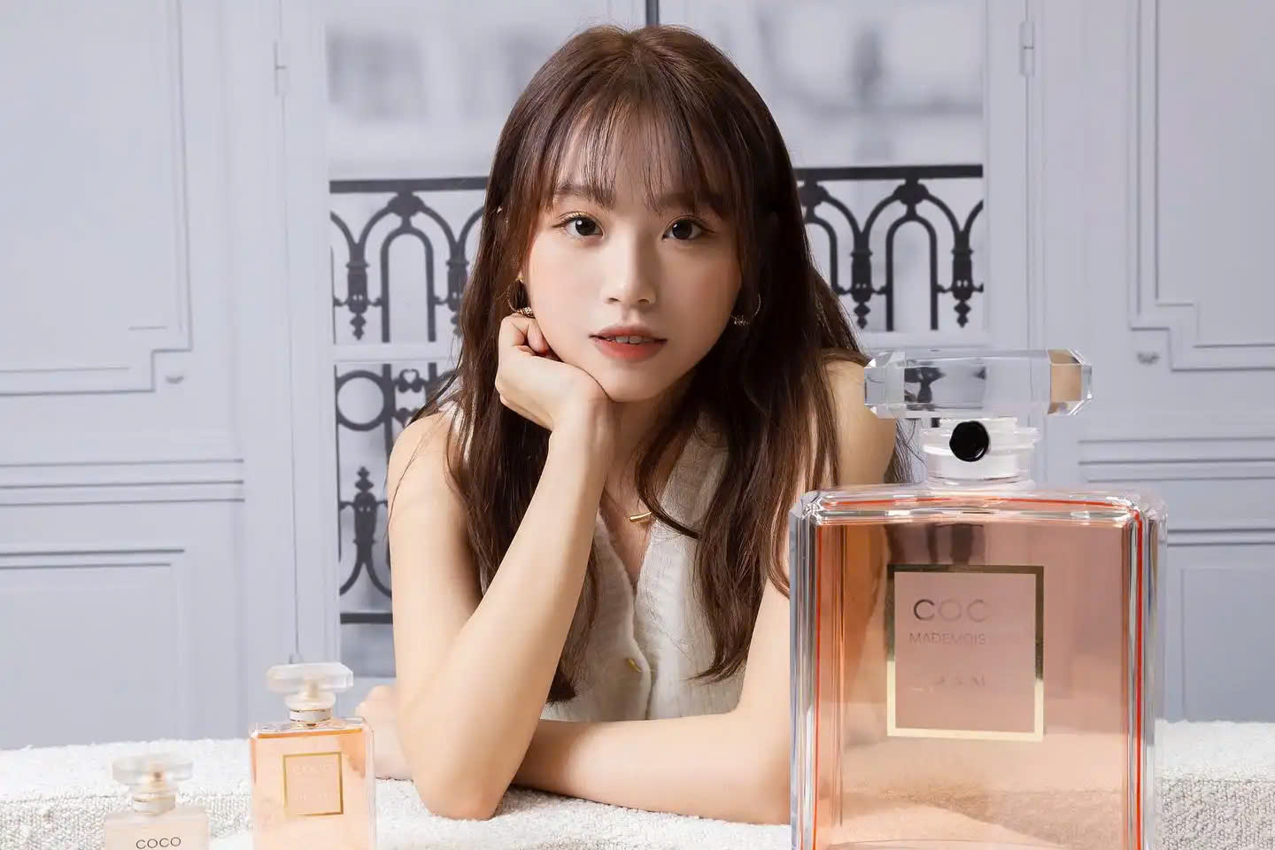 Lựa Chọn Nước Hoa Theo Phong Cách Cá Tính: Cổ Điển, Hiện Đại, Trẻ Trung