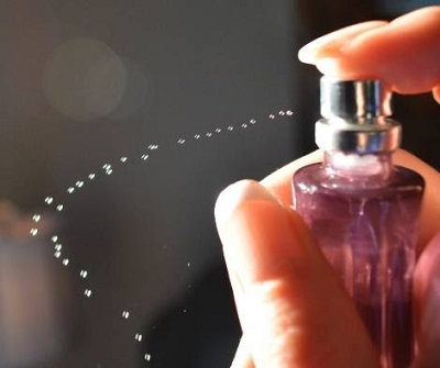 3. Nước Hoa Cá Nhân Hóa – Tạo Mùi Hương Theo Cách Của Bạn