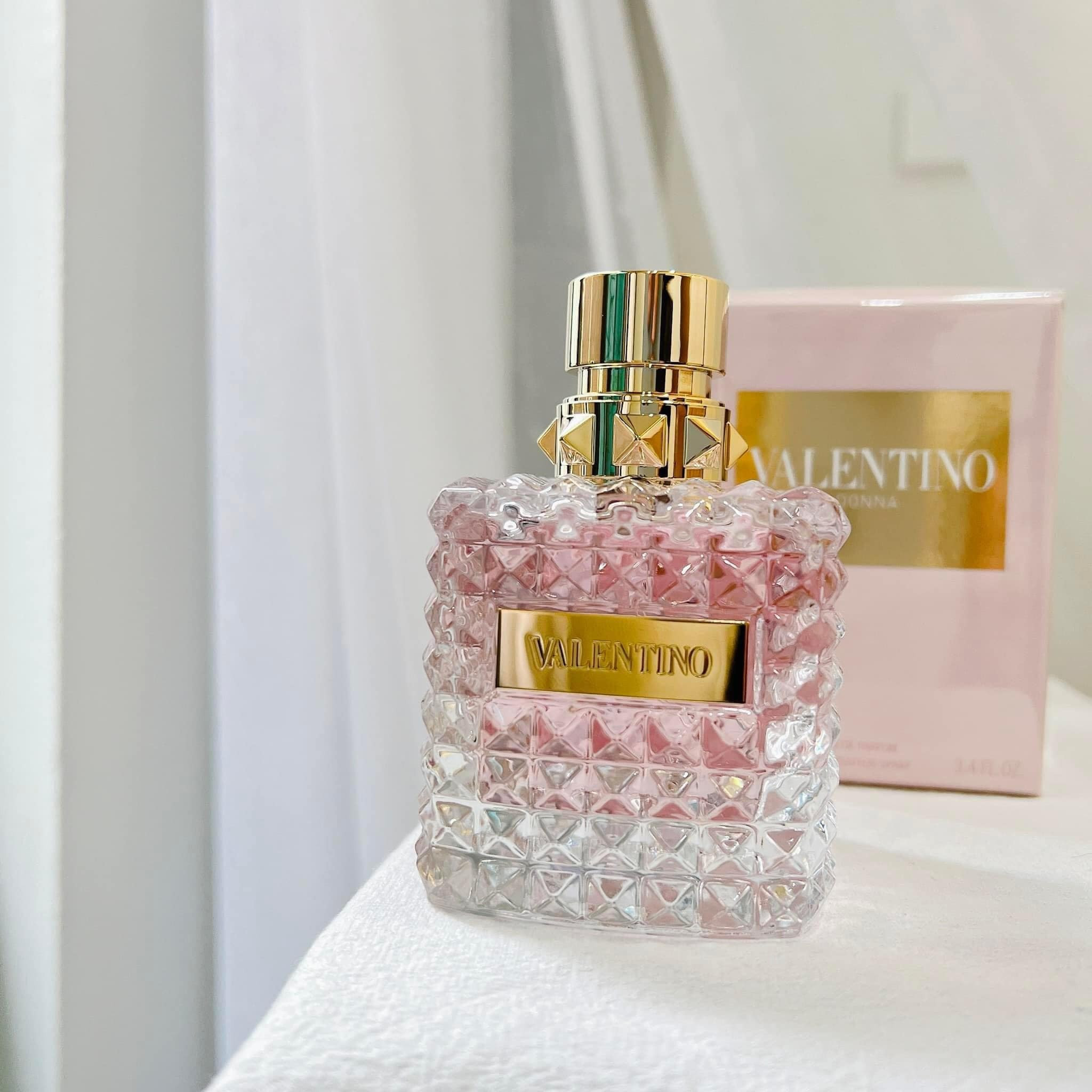 Nước hoa Valentino Donna