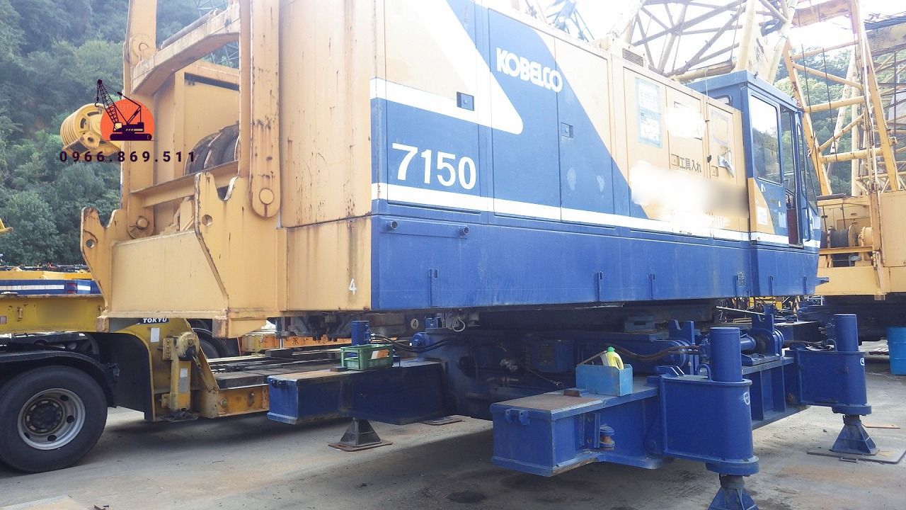 Xe cẩu bánh xích 150 tấn Kobelco 7150 (1993) nhập khẩu từ Nhật Bản