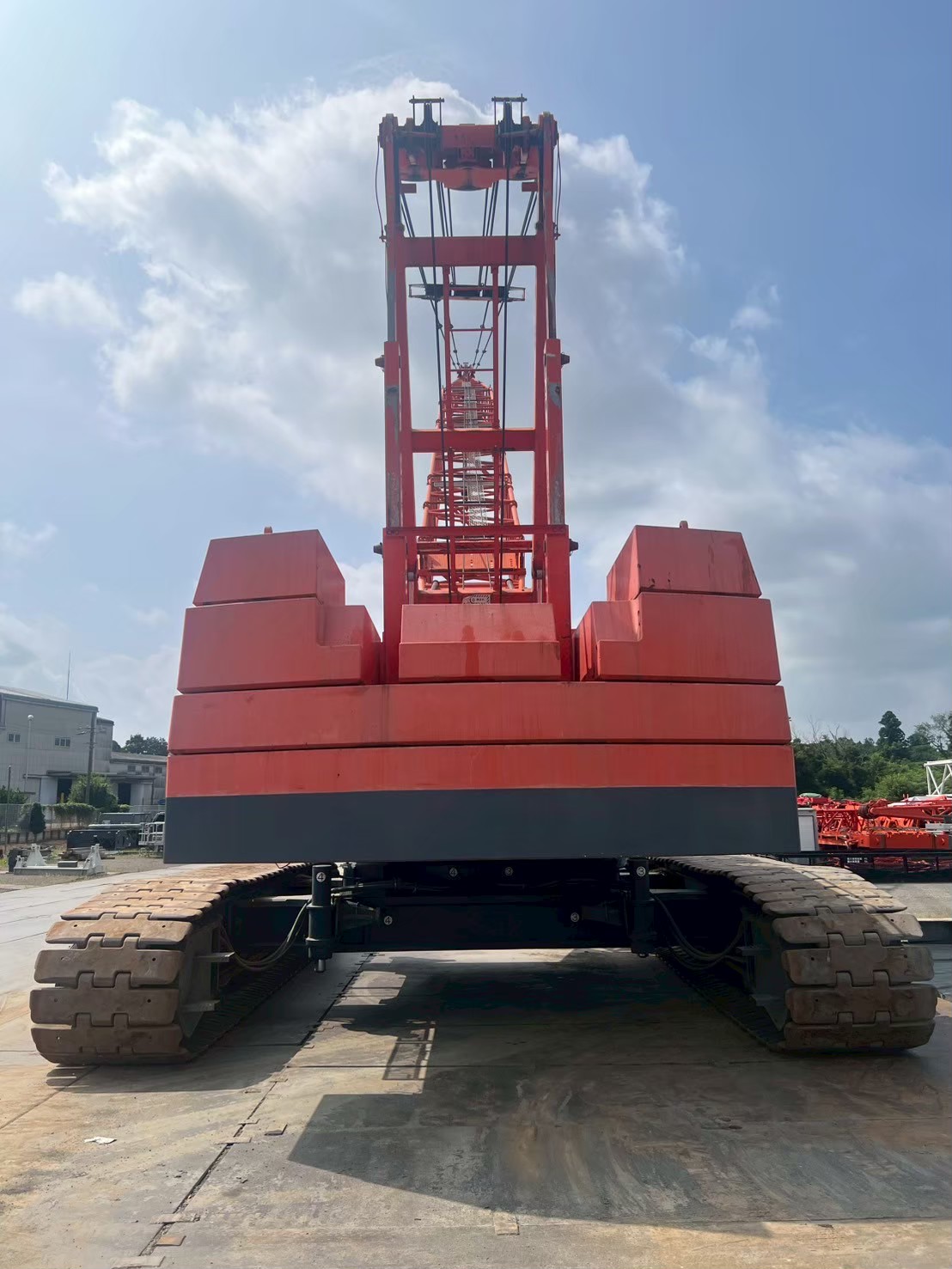 Xe cẩu bánh xích 180 tấn Hitachi CX1800 (2000) nhập khẩu từ Nhật Bản