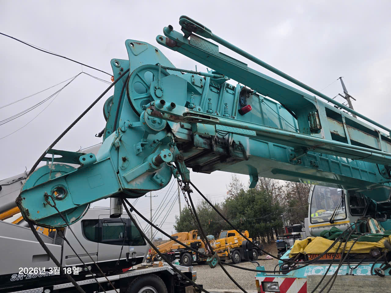 Xe cẩu bánh lốp 45 tấn Kobelco RK450-2 (1995) nhập Hàn Quốc