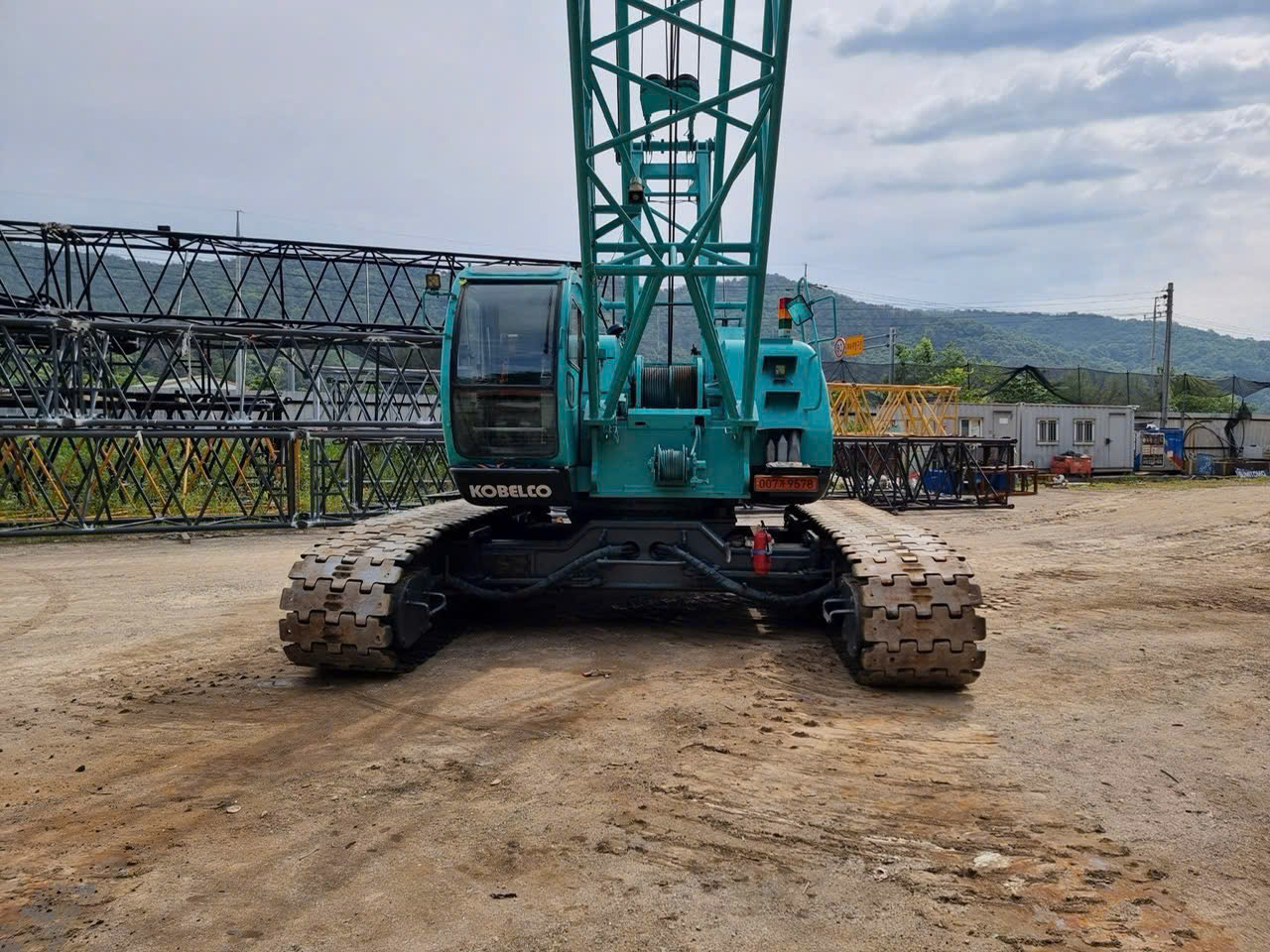Xe cẩu bánh xích 55 tấn Kobelco BM600 (1996) nhập khẩu từ Hàn Quốc
