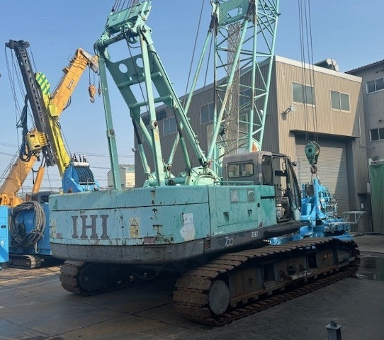 Xe cẩu bánh xích 70 tấn IHI CCH700 (2007) nhập khẩu từ Nhật Bản